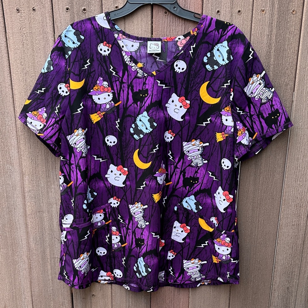 HELLO KITTY Women’s XL Hello Kitty Purple Halloween Scrubs Top Nurse Healthcare